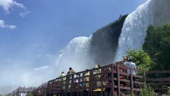 VIP First Access Maid of the Mist & Cave of the Winds Tour