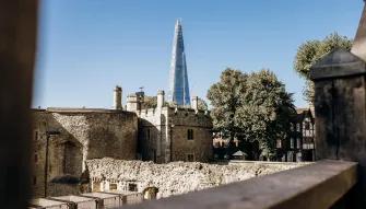 London Morning Tower: Jewels & Cruise