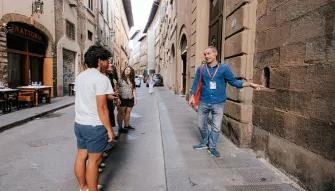 Pointing out local sights