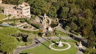 St. Peter’s Basilica Priority Access Tour with Dome & Crypt