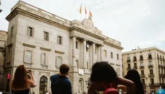 Barcelona BCN: Tapas, Taverns & History