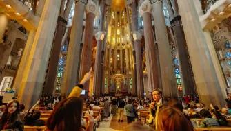 Barcelona Sagrada Familia Closing Time