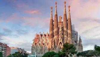 Barcelona Sagrada Familia Highlights