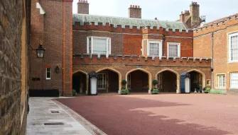 London Buckingham Palace State Rooms