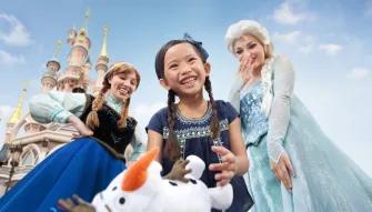 Guest, Anna and Elsa, Disneyland® Park