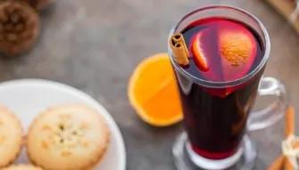 Singalong Christmas Lights with Festive Food & Drinks London Bus Tour