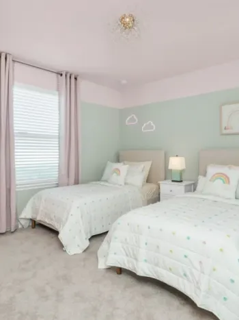 Windsor Island (7025) 8-bedroom Villa in Davenport