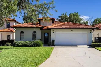 High Grove (29677) 4-bedroom Villa in Clermont