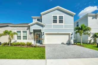 Windsor Island (7025) 8-bedroom Villa in Davenport