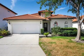 High Grove (29685) 4-bedroom Villa in Clermont