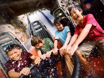 5 Day Disneyland California One Park Per Day  Ticket 5 Day Disneyland California One Park Per Day  Ticket