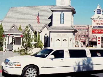 Las Vegas Weddings - World Famous Drive-up Wedding 