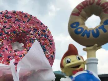 6 Springfield Snacks to Try at Universal Studios Florida