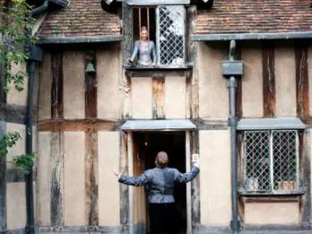 Stratford, Oxford, Cotswolds and Warwick Castle from London Stratford, Oxford, Cotswolds and Warwick Castle from London