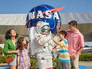 Kennedy Space Center Ultimate Experience