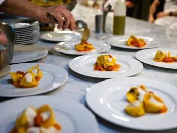 Pasta & Risotto Cooking Class in Milan & Market Food Tour