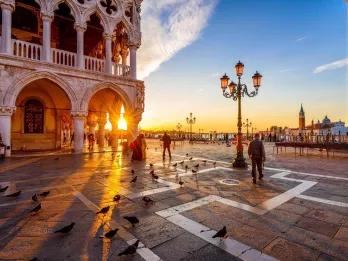 doges-palace-sunset-square