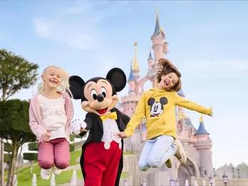 Mickey and Guests Disneyland Paris Mickey and Guests at Disneyland Park