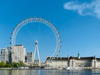 Das lastminute.com London Eye an der Themse in London