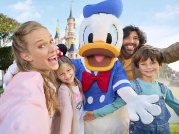 Disneyland Paris Family by Castle Disneyland Paris Family by Castle