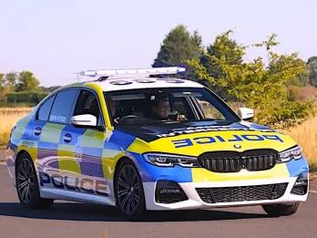 passenger-ride-in-police-car