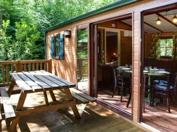 Davy Crockett Cabin Hero Image