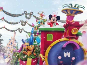 Mickey Mouse Disneyland Park Christmas Parade