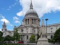 Panoramic Tour of London with St Paul's Cathedral and Guard Change Panoramic Tour of London with St Paul's Cathedral and Guard Change
