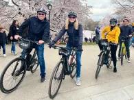 people-on-bikes-in-central-park