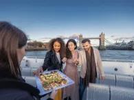 Friends-eating-canapes