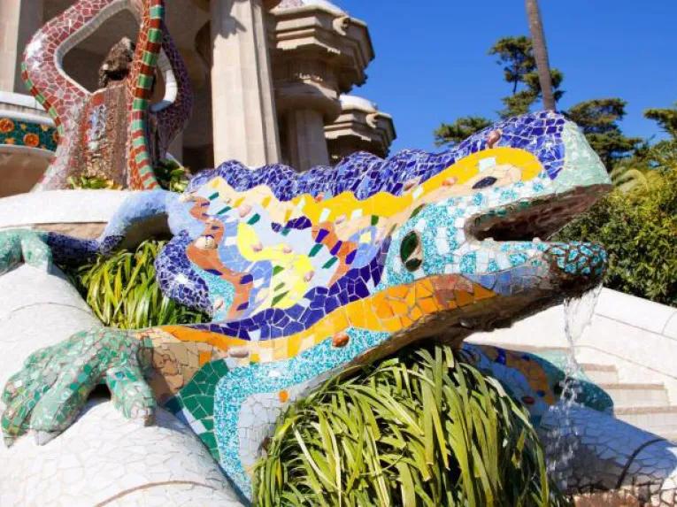 Barcelona Gaudi and Sagrada Familia Plus Casa Batllo admission