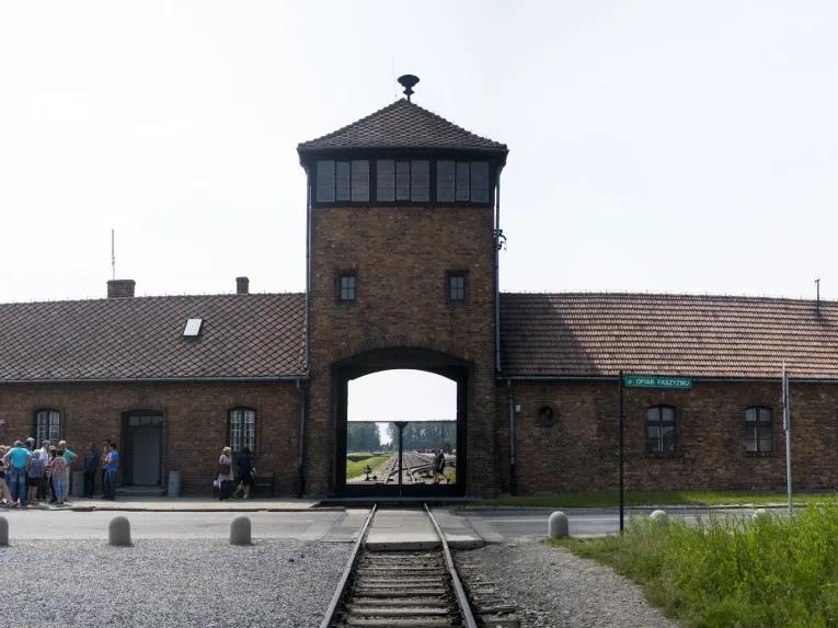Auschwitz-Birkenau Memorial and Museum Tour