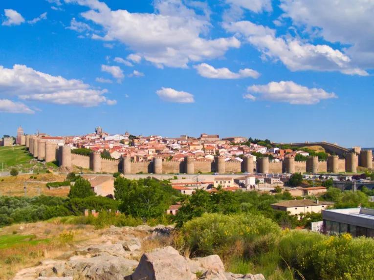 Avila and Segovia from Madrid 