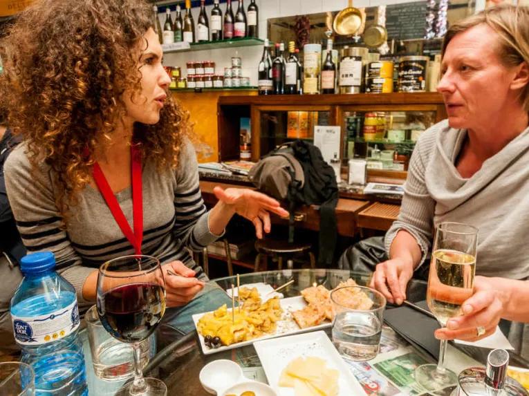 Barcelona Tapas Tour "en el barrio" - Small Group Tour