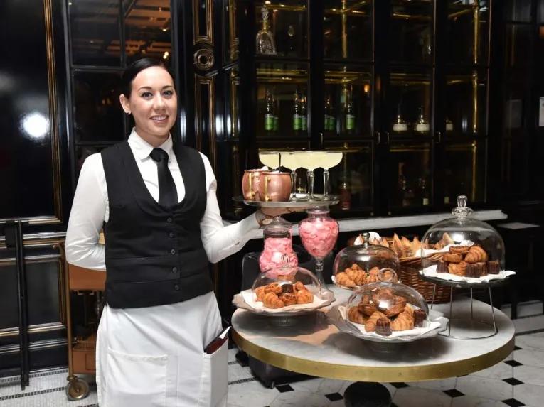 Lip Smacking Boozy Brunch - Foodie Tour