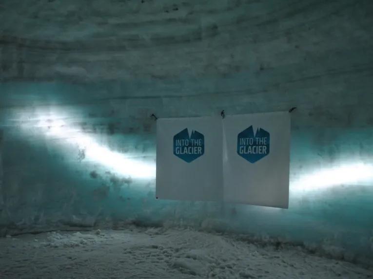 Borgarfjordur & Ice Cave by SuperJeep