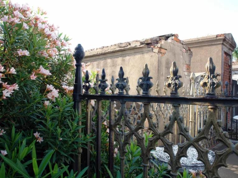 New Orleans Cemetery and Voodoo Walking Tour