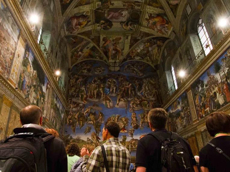 Early Entry Sistine Chapel & St Peter's Basilica Express Service