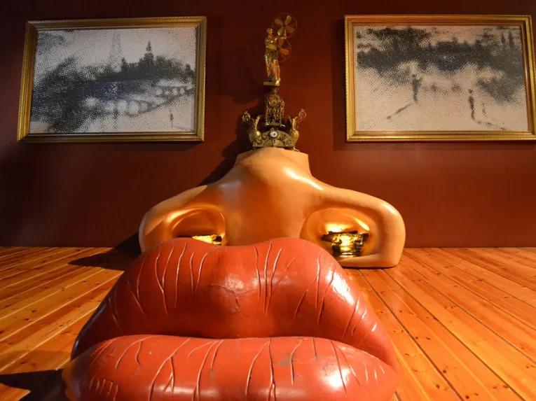 Girona, Figueres and Dali Museum Tour