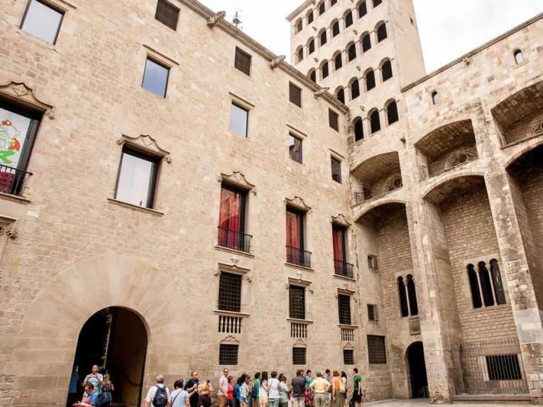 Gothic Quarter Walking Tour