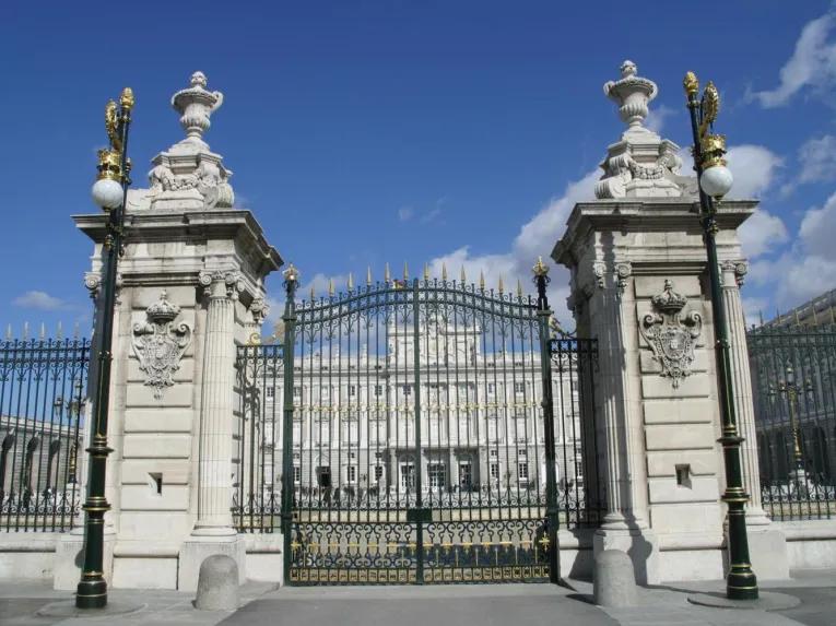 Hapsburgs Tour and the Royal Palace