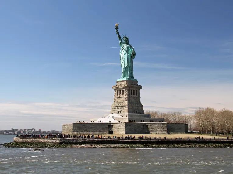 Statue of Liberty & Ellis Island RESERVE Ticket PLUS Pedestal Access