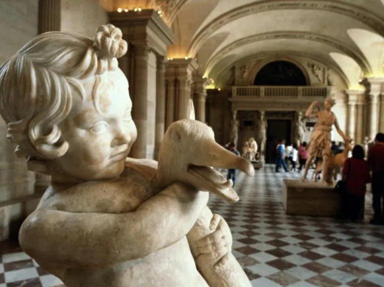 Louvre Museum Guided Tour with Skip the Line Access