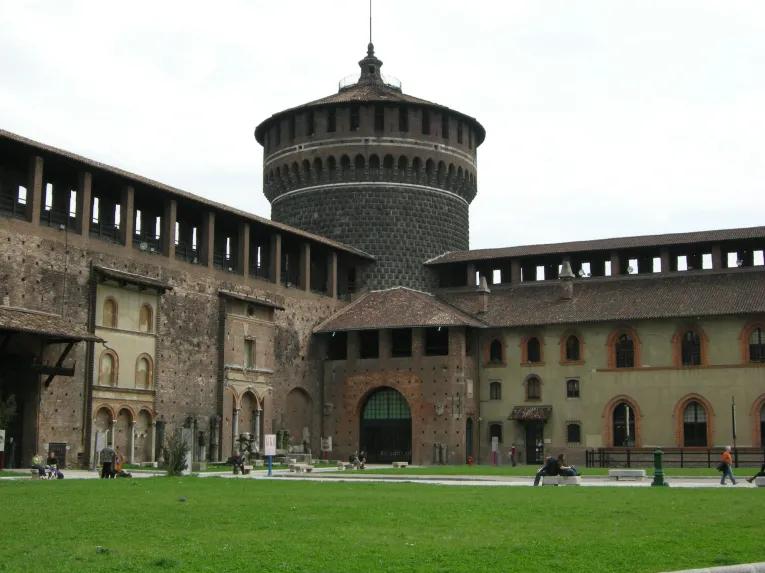 Milan Hop-on/Hop-off Double Decker Bus Tour