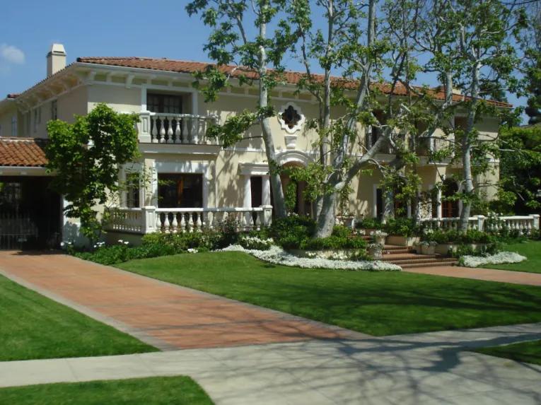 Hollywood Celebrity Homes Tour from Los Angeles