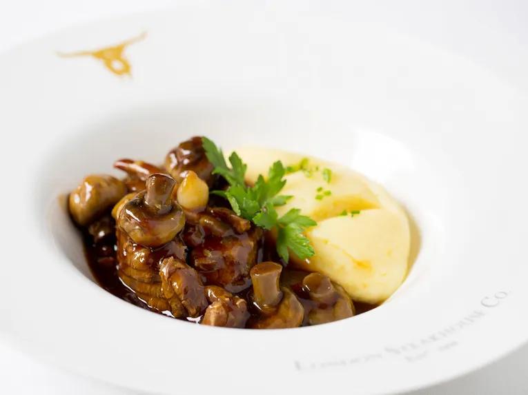 Cocktails for Two with Three Course Meal at a Marco Pierre White Restaurant - Experience Voucher