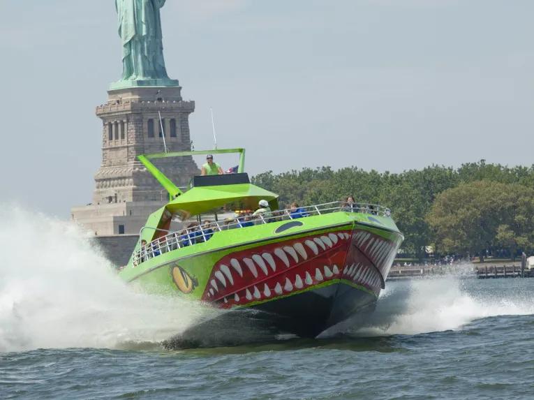 New York Speedboat Cruise - The Beast