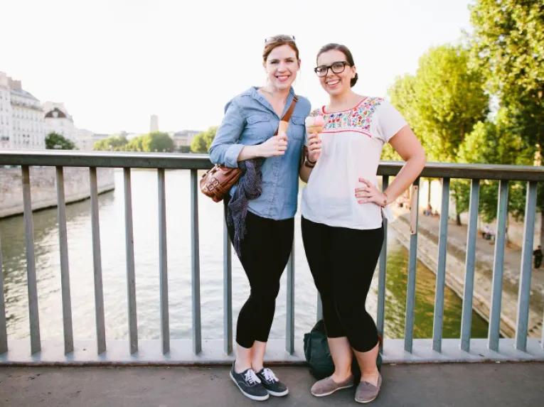 Paris by Night Bike Tour and Cruise