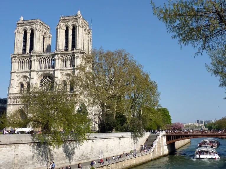 Paris Seinorama - Skip the Line Eiffel Tower Visit, Paris City Tour and Seine Cruise