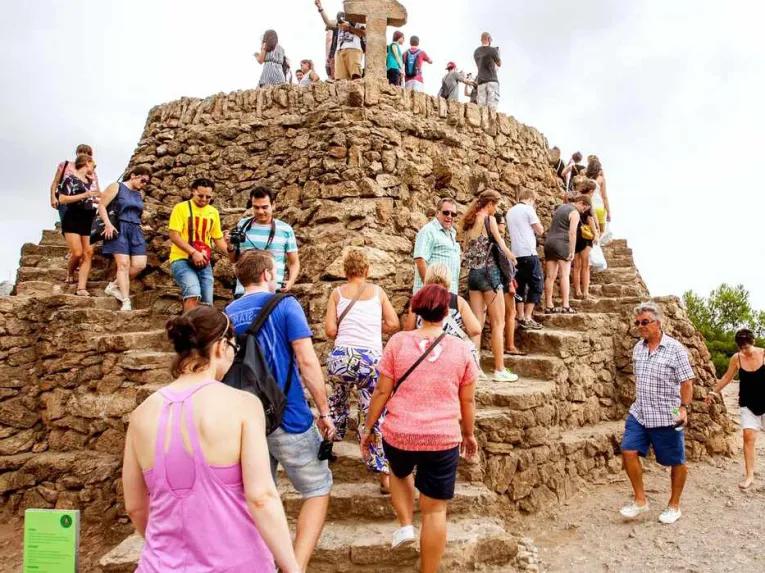Park Güell Walking Tour 